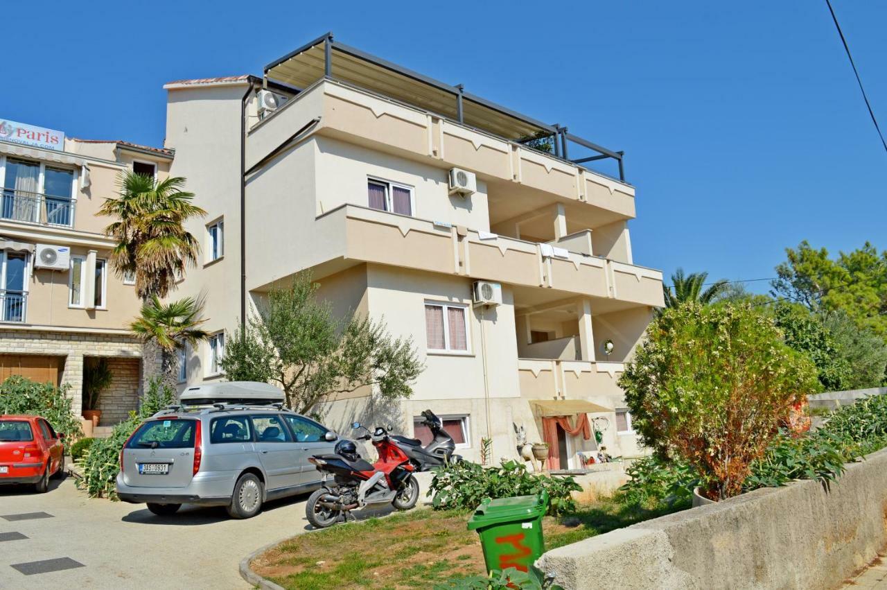Apartmani Macak II Novalja Exterior foto